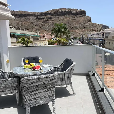 Sunny * Puerto De Mogan
